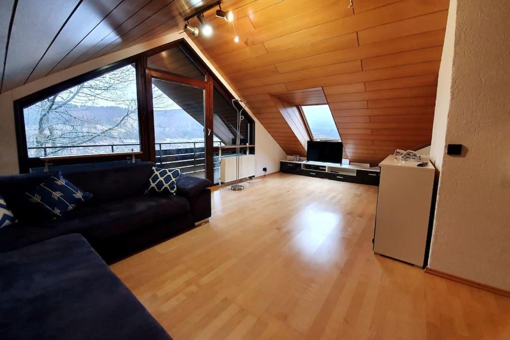 Studiowohnung Schwabenalb Mit Panoramablick 阿尔伯斯塔特 外观 照片